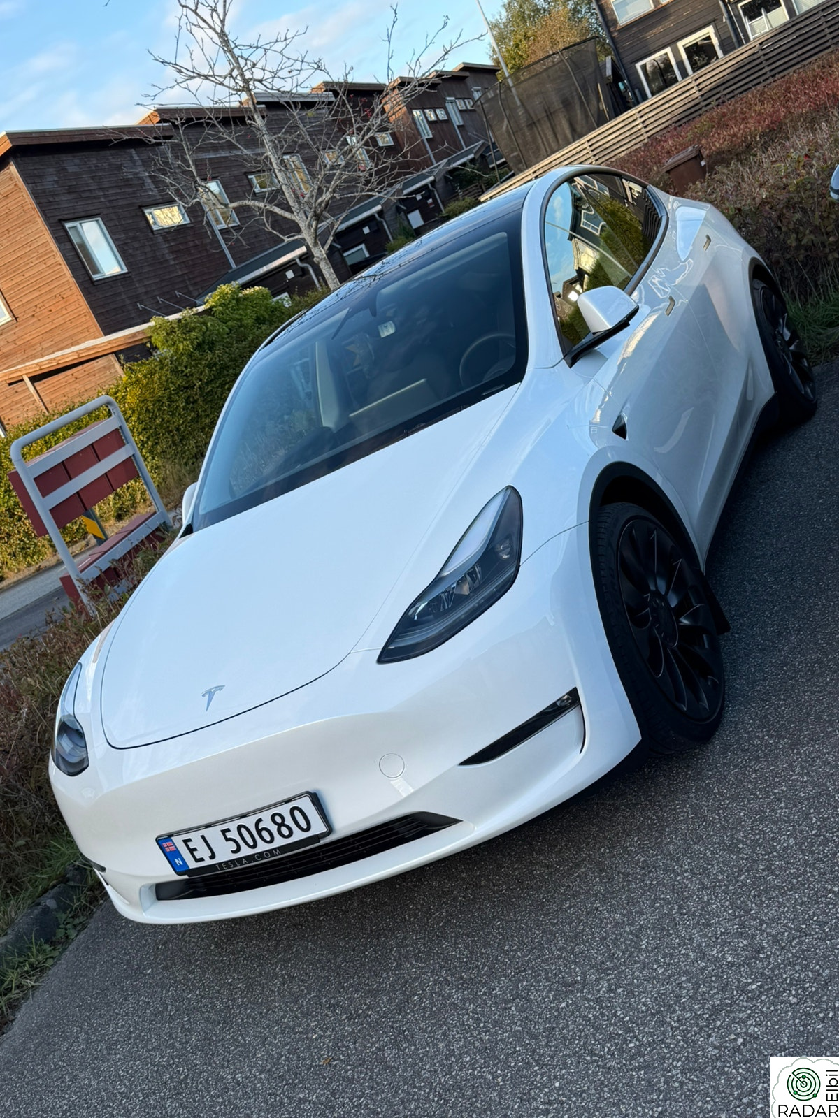 TESLA Model Y Performance AWD