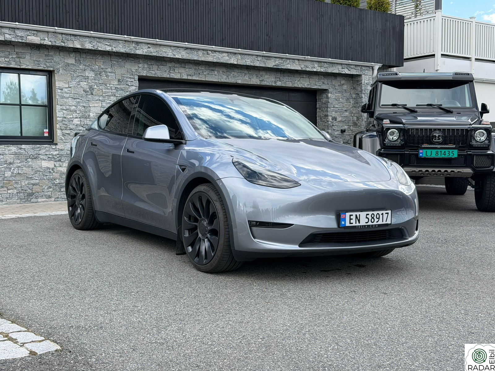 TESLA Model Y Performance AWD GRATIS LADING