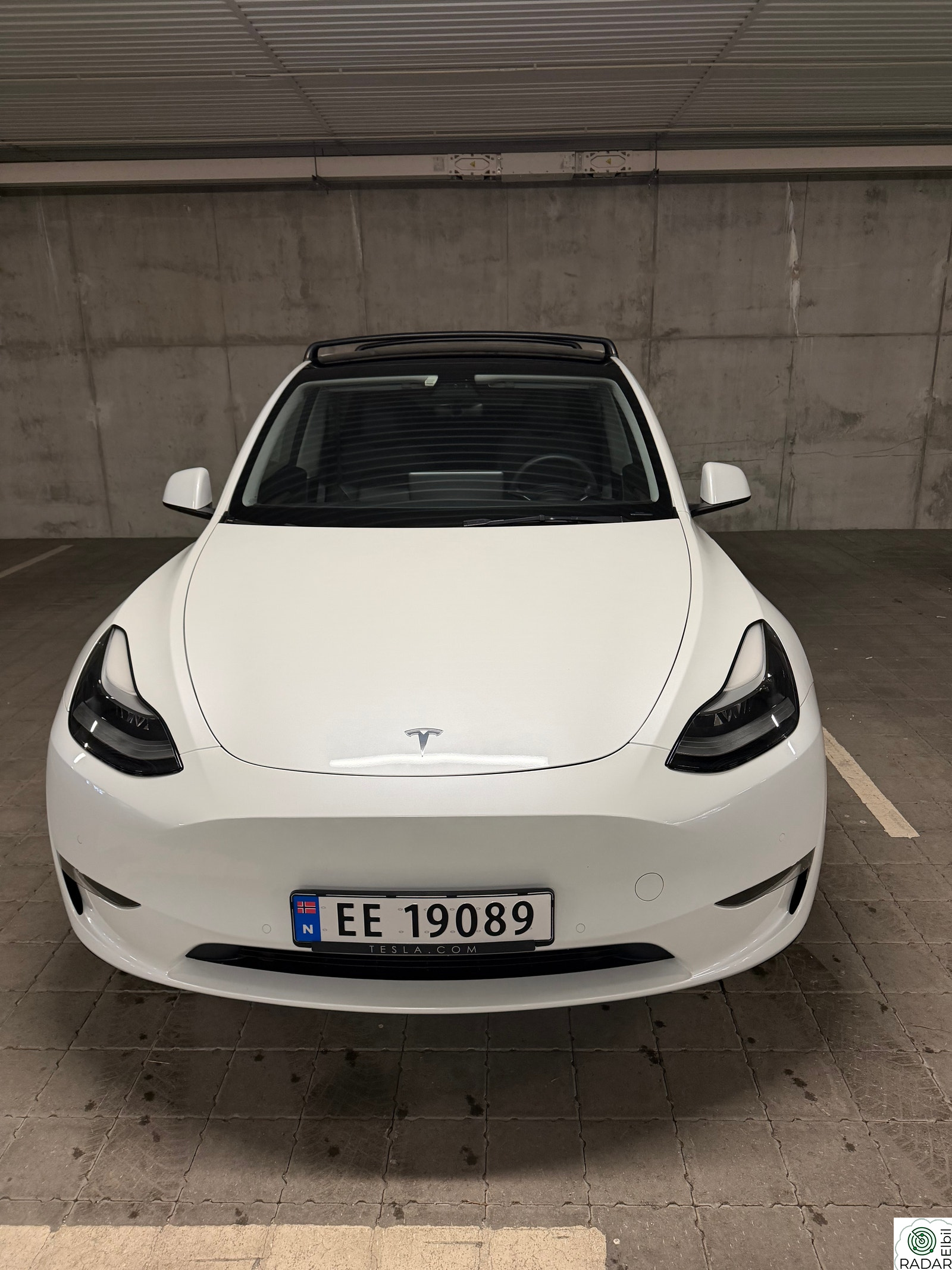 TESLA Model Y Performance AWD