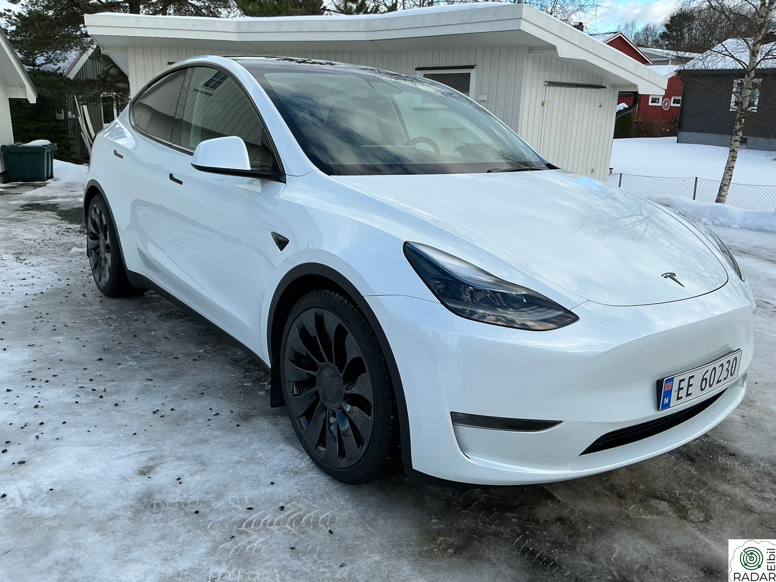 TESLA Model Y Performance AWD
