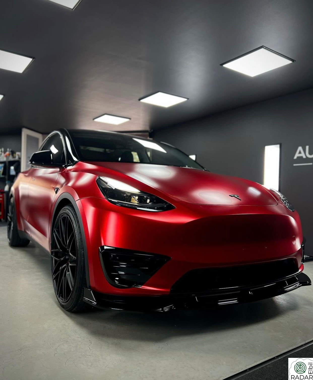 TESLA Model Y Performance AWD*Berlin*krok*hifi*21+22"*++