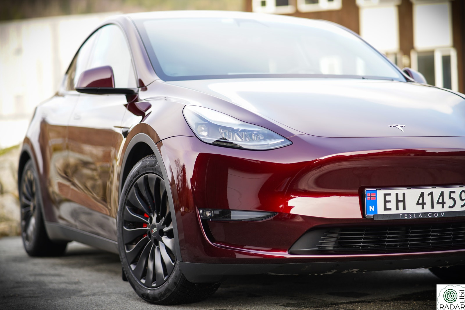 TESLA Model Y Performance AWD