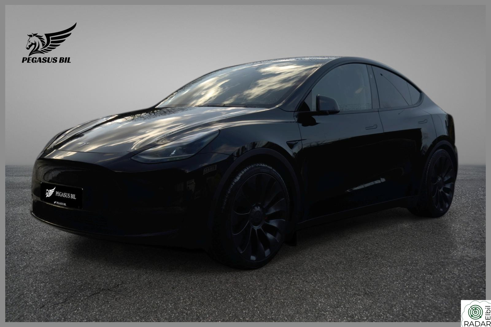 TESLA Model Y Performance AWD 514km, Hengerfeste, ACC, AMD Ryzen, +++