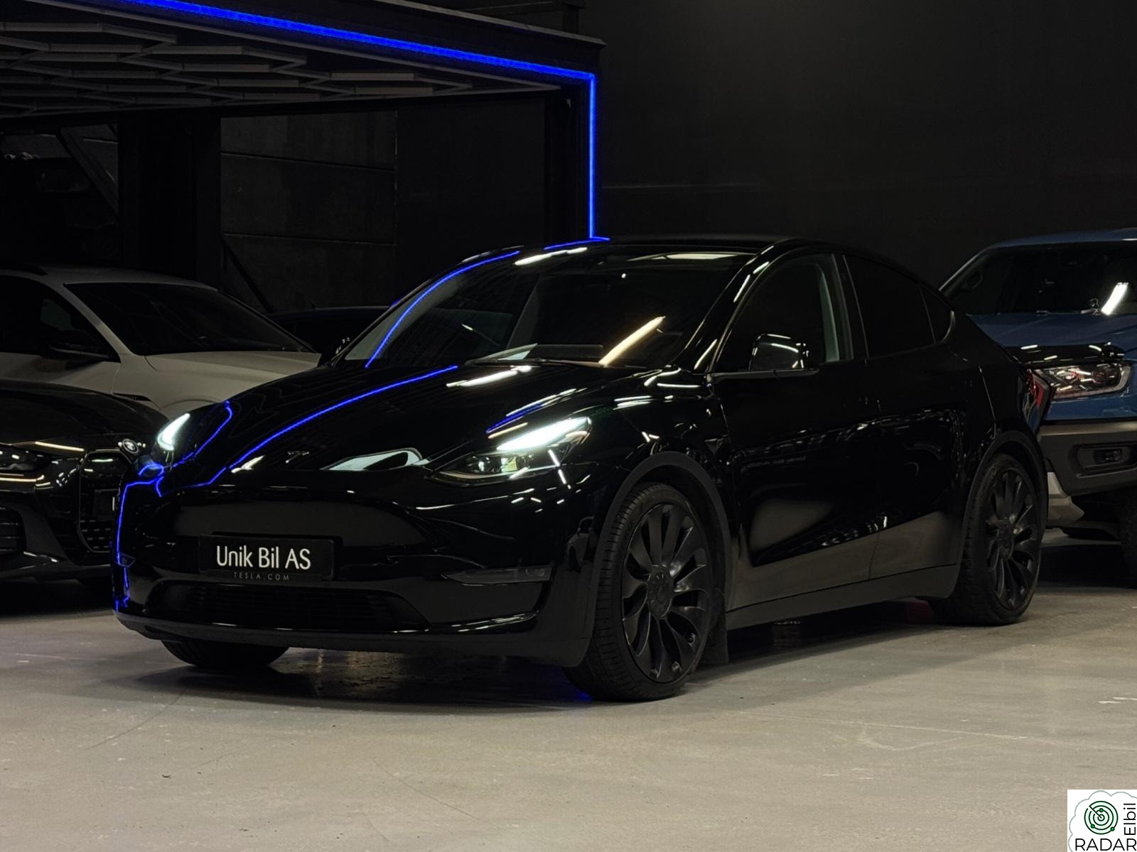 TESLA Model Y PERFORMANCE/ 1 EIER/ AWD/ BERLIN/ KROK/ AP/ 21 ÜRBERTUR