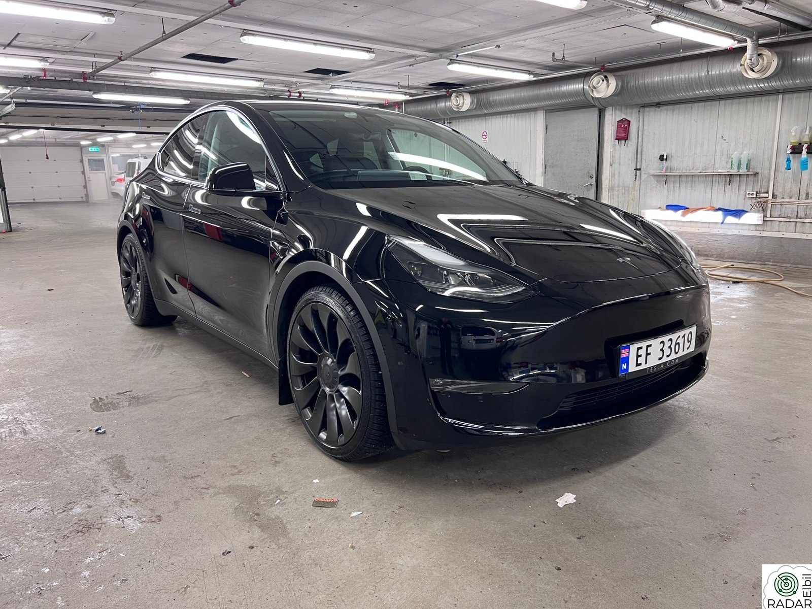 TESLA Model Y PERFORMANCE/ 1 EIER/ AWD/ BERLIN/ KROK/ AP/ 21 ÜRBERTUR