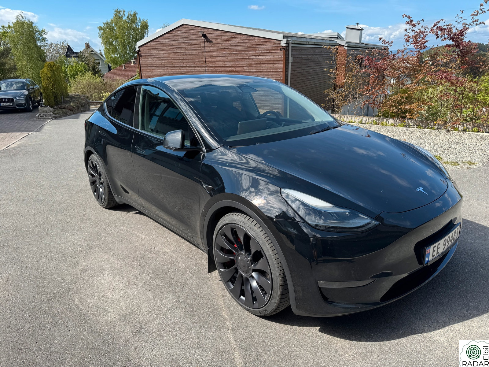 TESLA Model Y Performance AWD