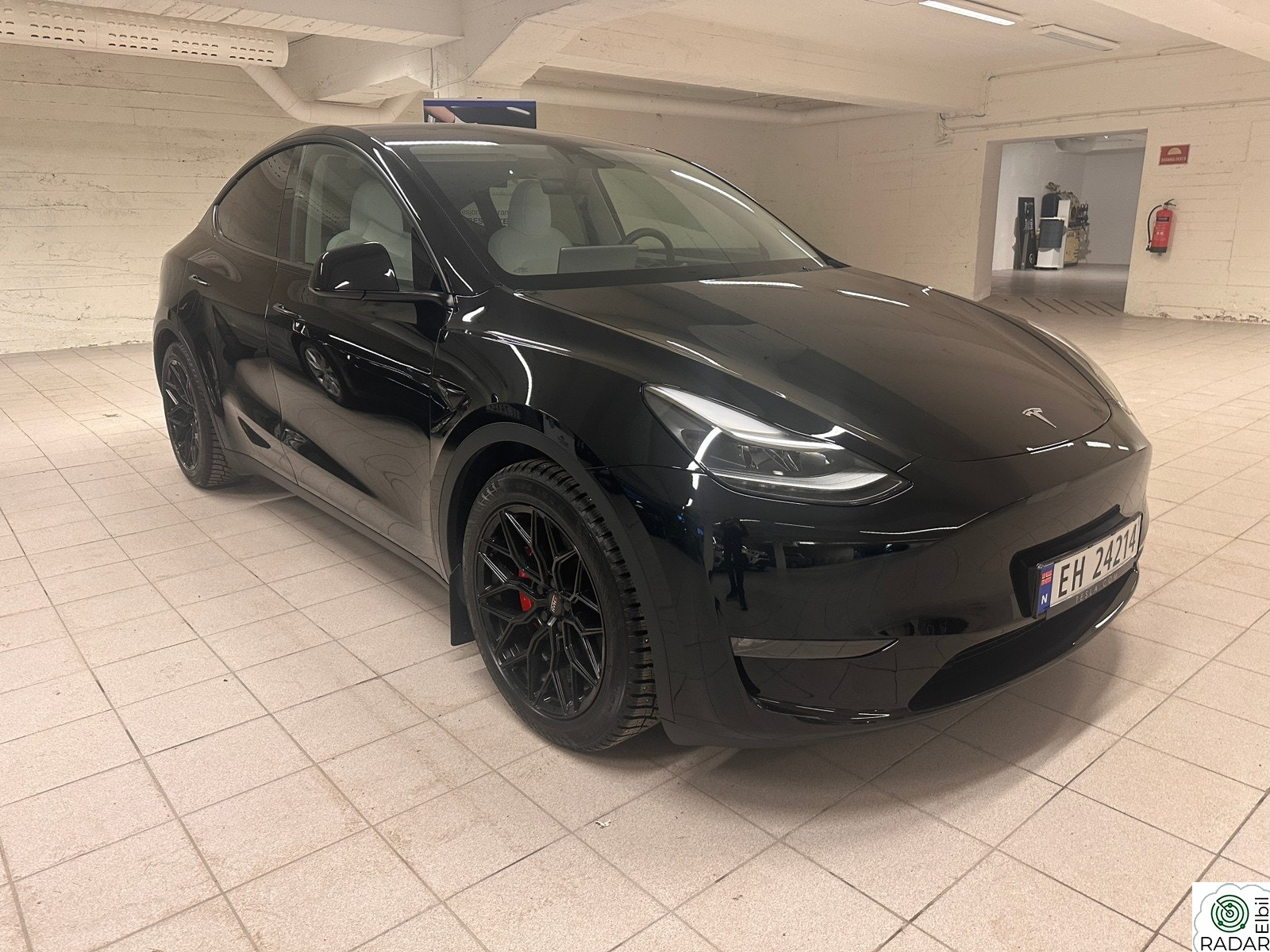 TESLA Model Y PERFORMANCE/DROPOFF/EAP/SKINN/HIFI/KROK/21+19