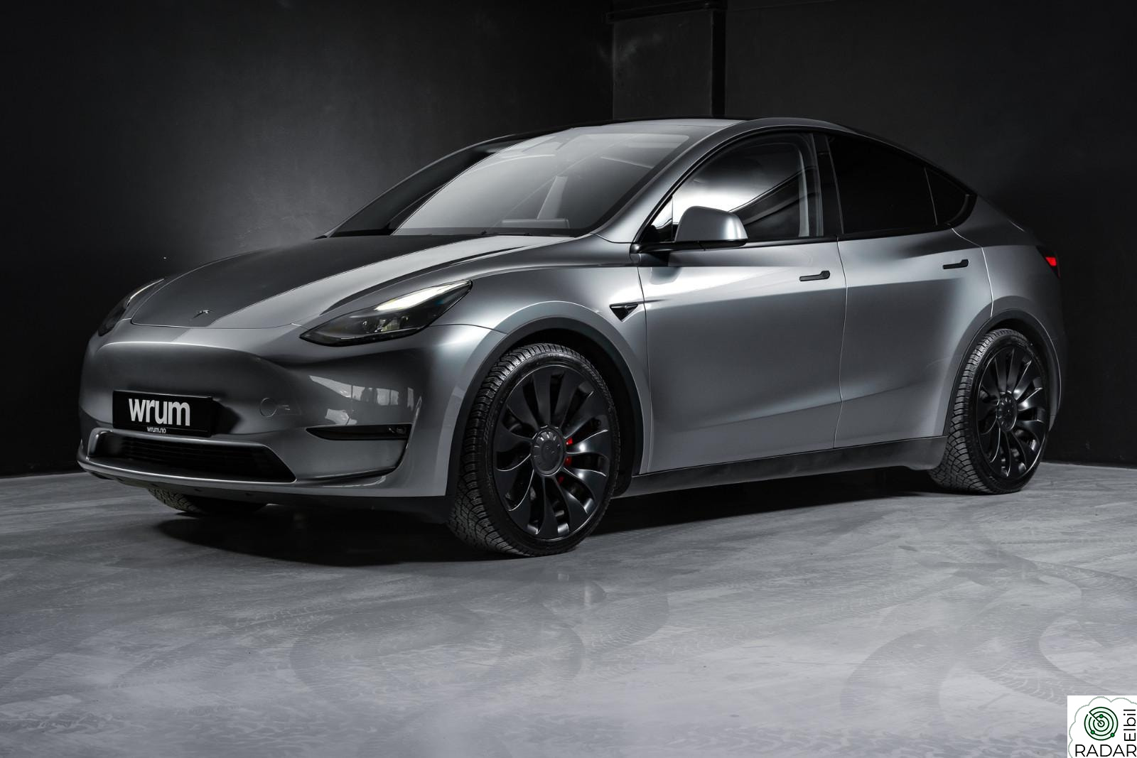 TESLA Model Y Performance/ AWD / 2x21" Überturbine/En-Eier/H.Feste/
