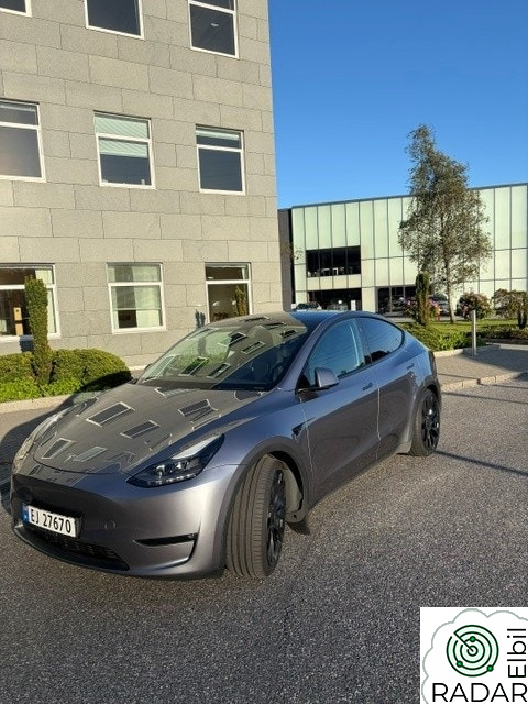 TESLA Model Y Performance AWD