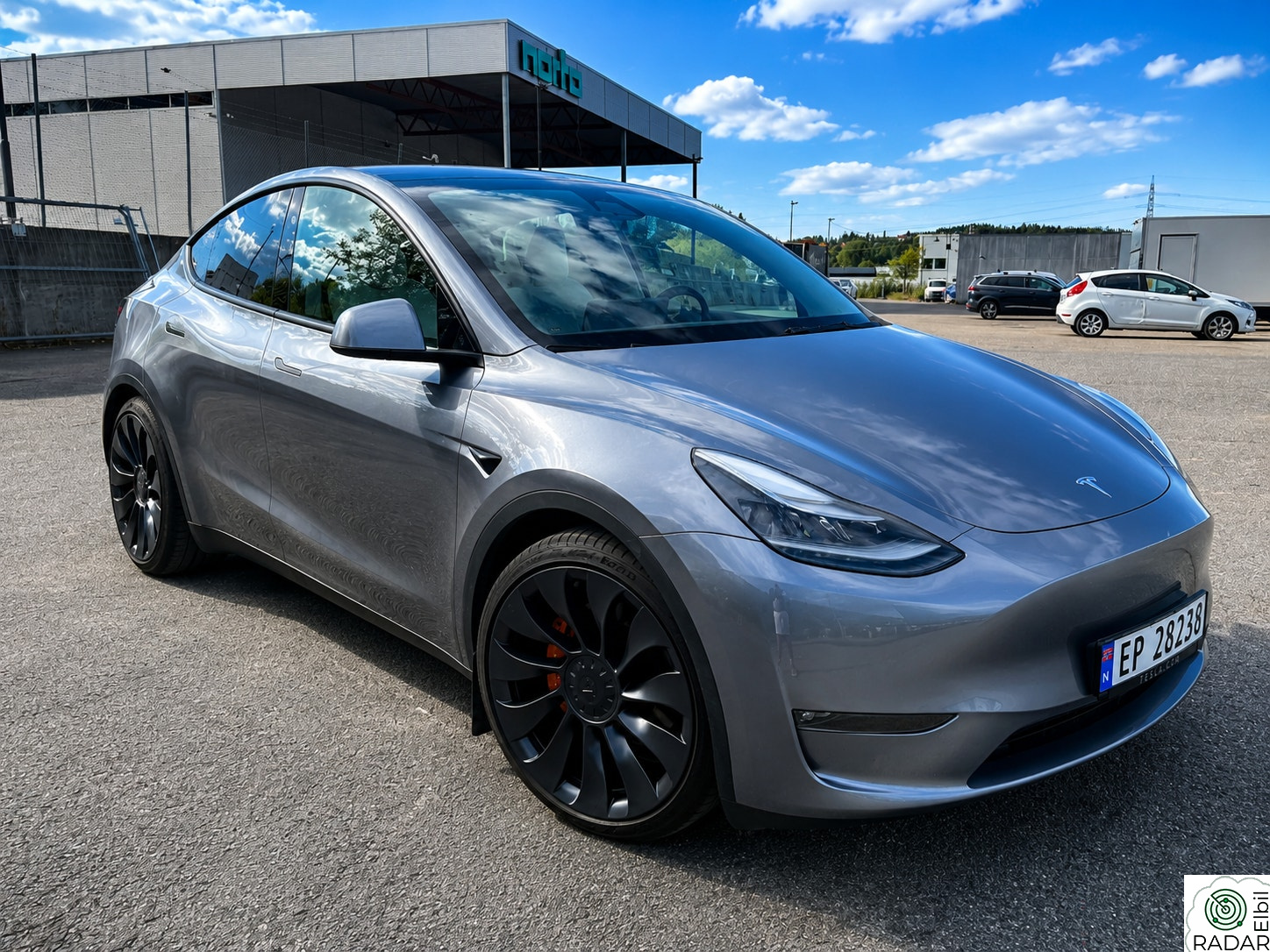 TESLA Model Y Performance AWD