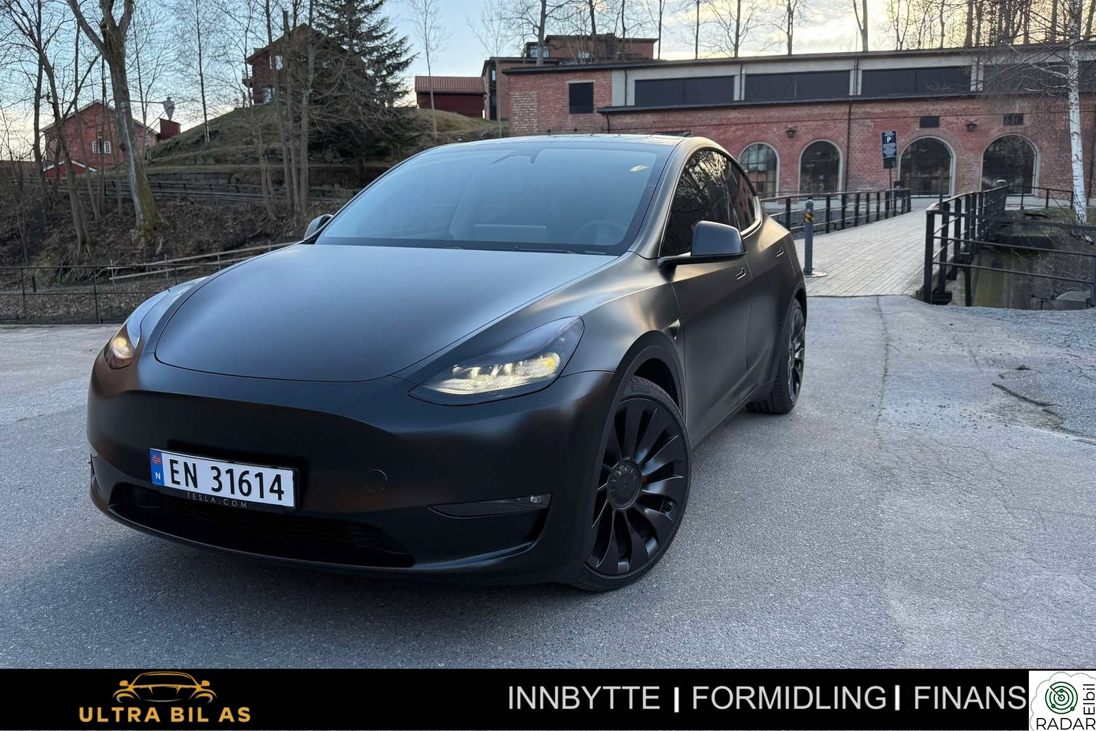 TESLA Model Y PERFORMANCE/PANORAMA/FOLIE/PPF/535HK/HENGERFESTE