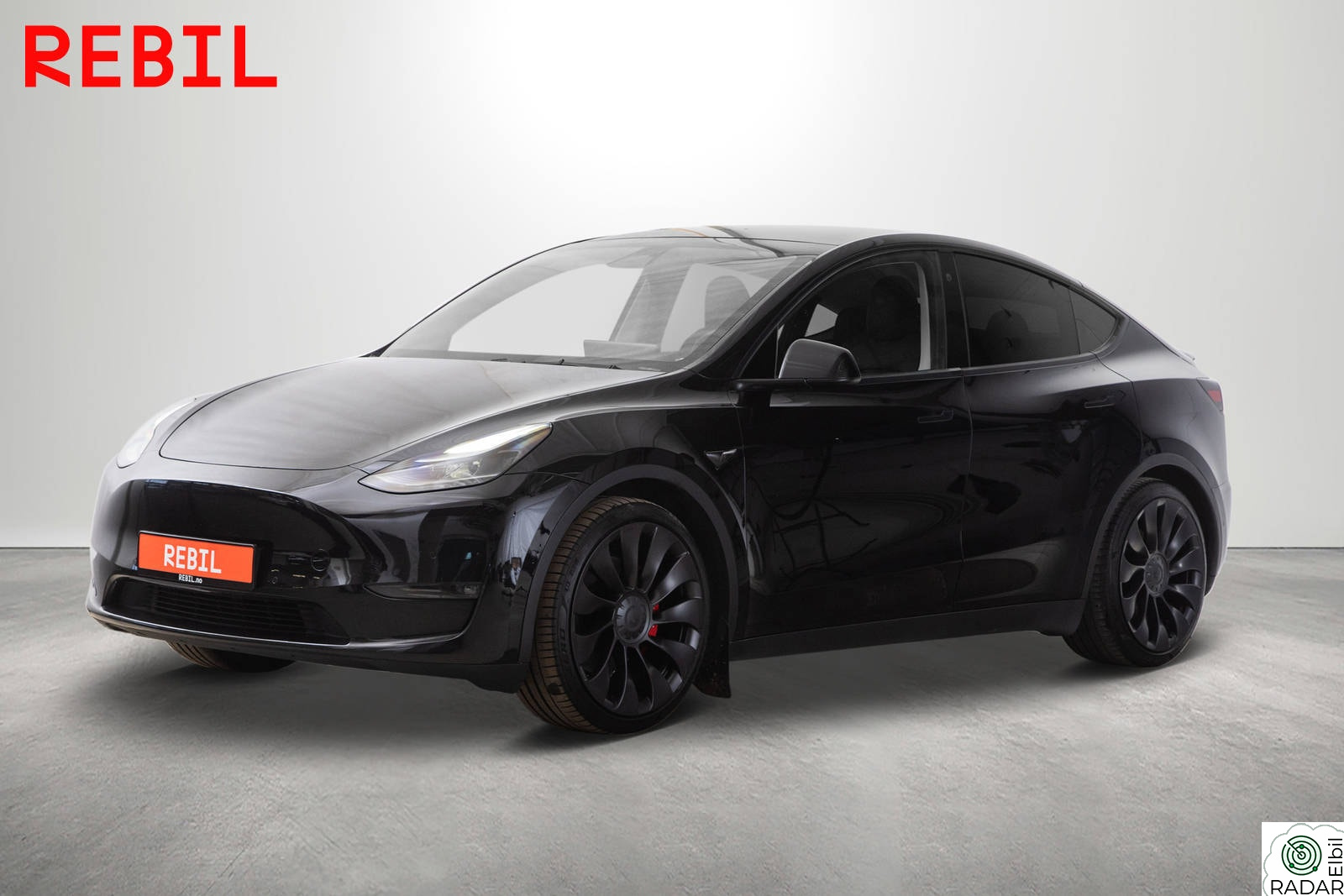 TESLA Model Y 514km/Performance/AWD/2xUber/MCU3/AP/Navi/Pano/V.pumpe/