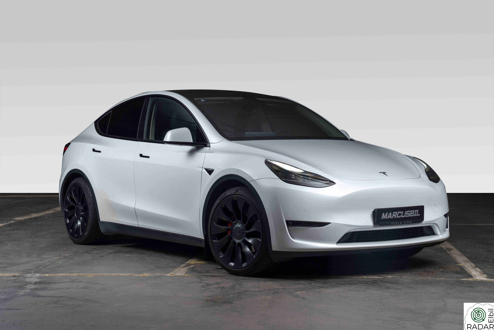 TESLA Model Y 1eier-FSD-PERFORMANCE-Psensorer/HIFI/HENGERFESTE