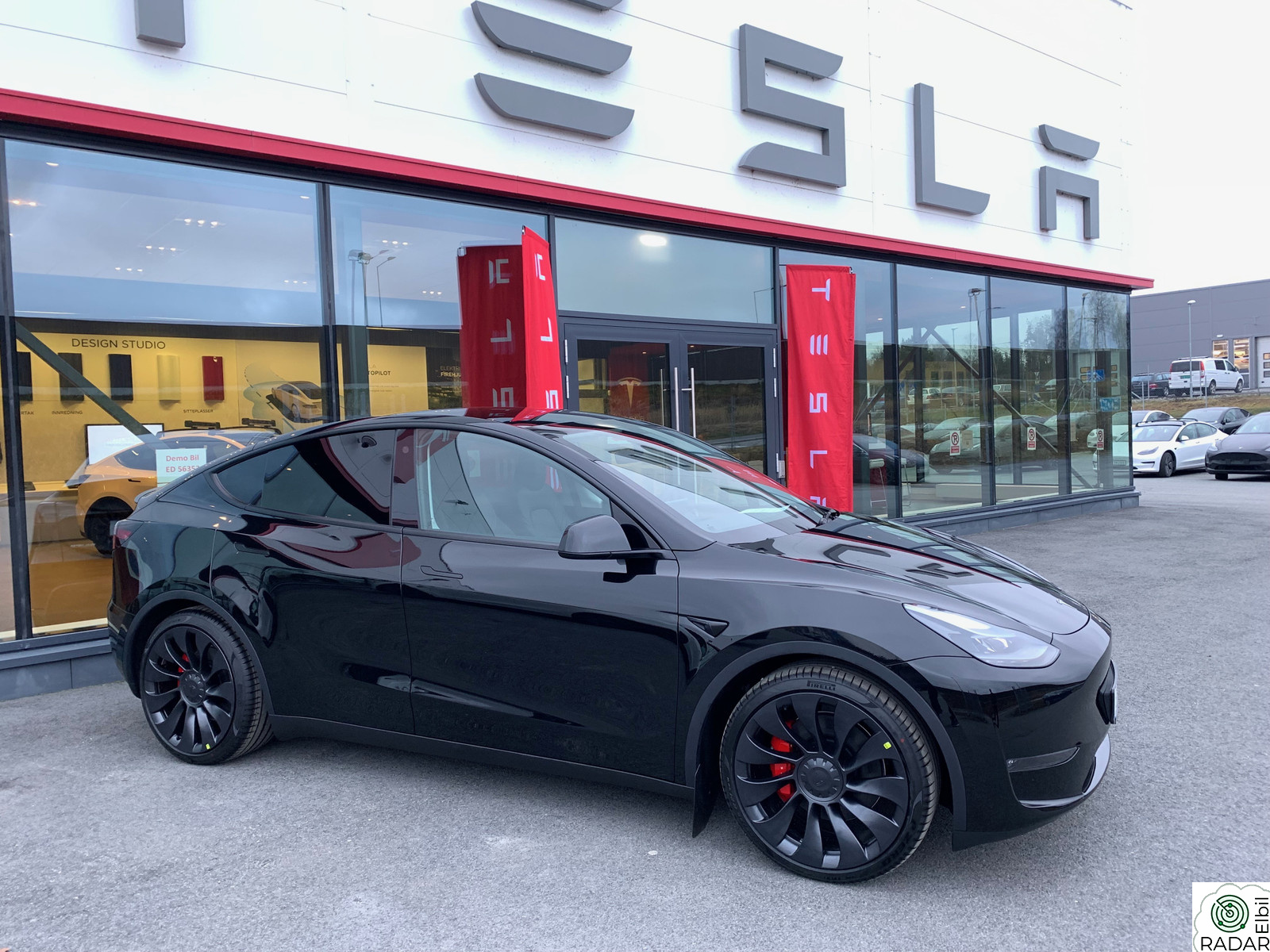 TESLA Model Y Performance AWD