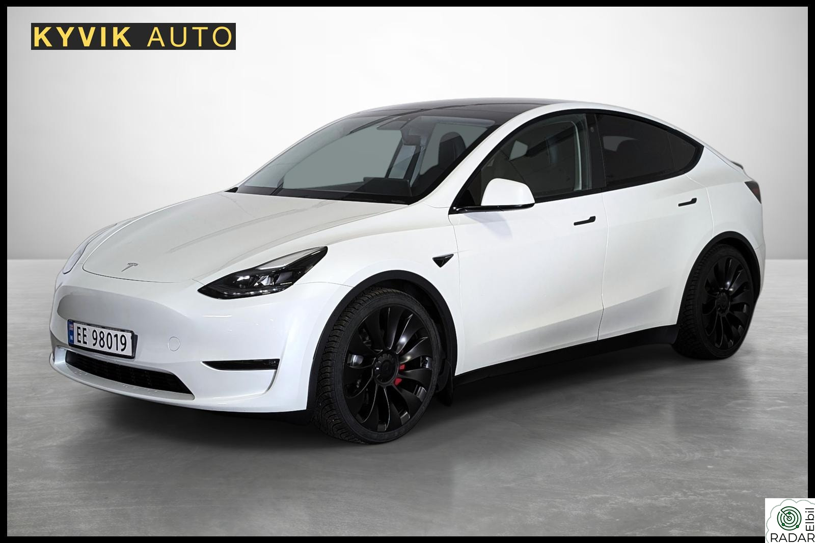 TESLA Model Y Performance AWD | 534 HK | AUTOPILOT | PREMIUM LYD