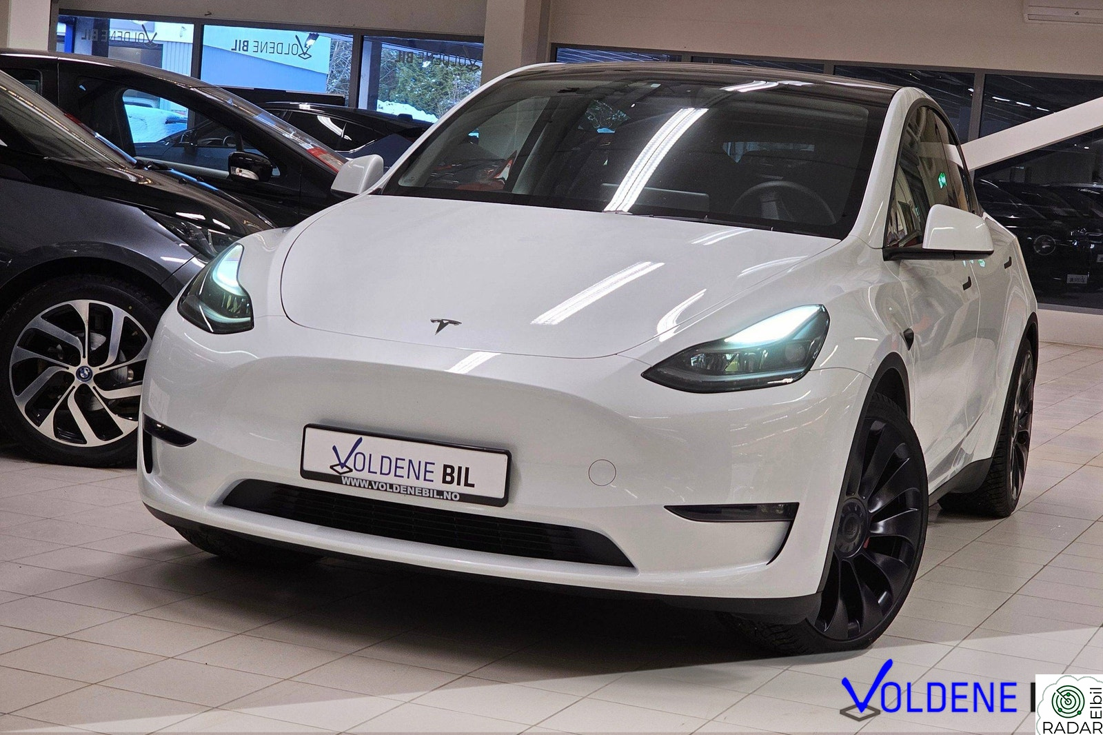 TESLA Model Y Performance - 1 eier - Matrix - Krok - Varmepumpe