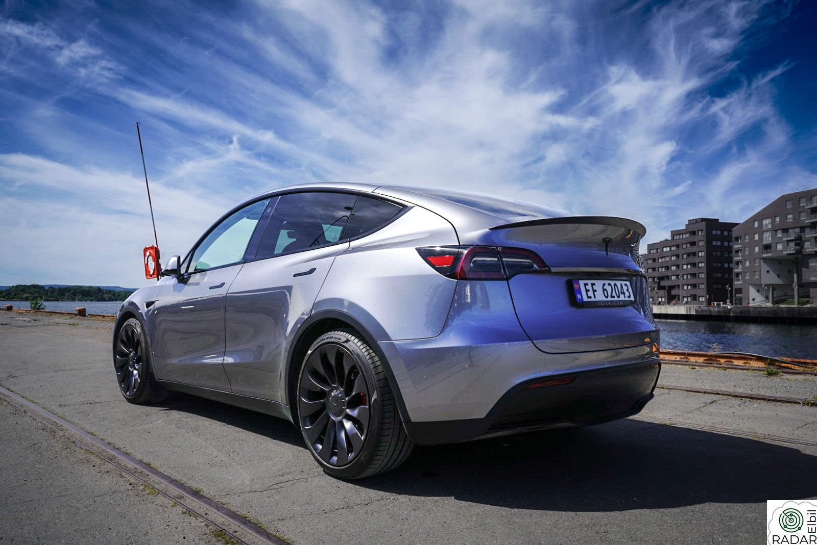 TESLA Model Y Performance AWD