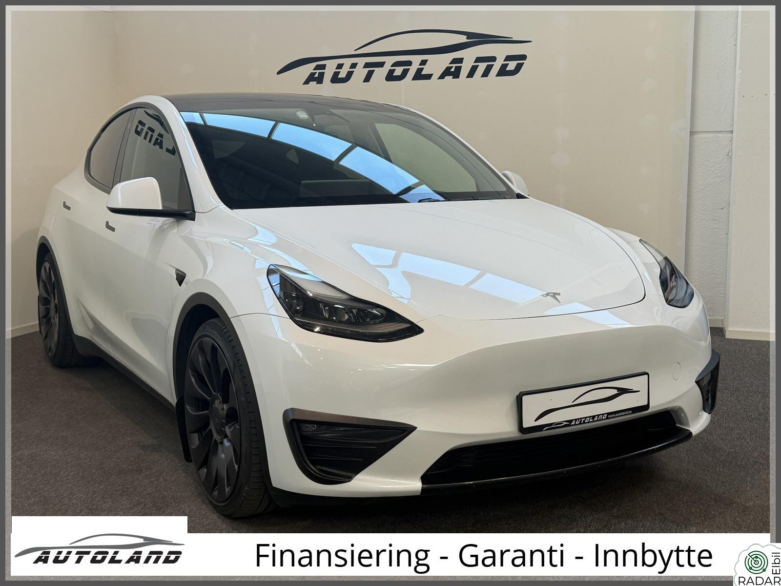 TESLA Model Y Performance Premium ACC Hengerfeste
