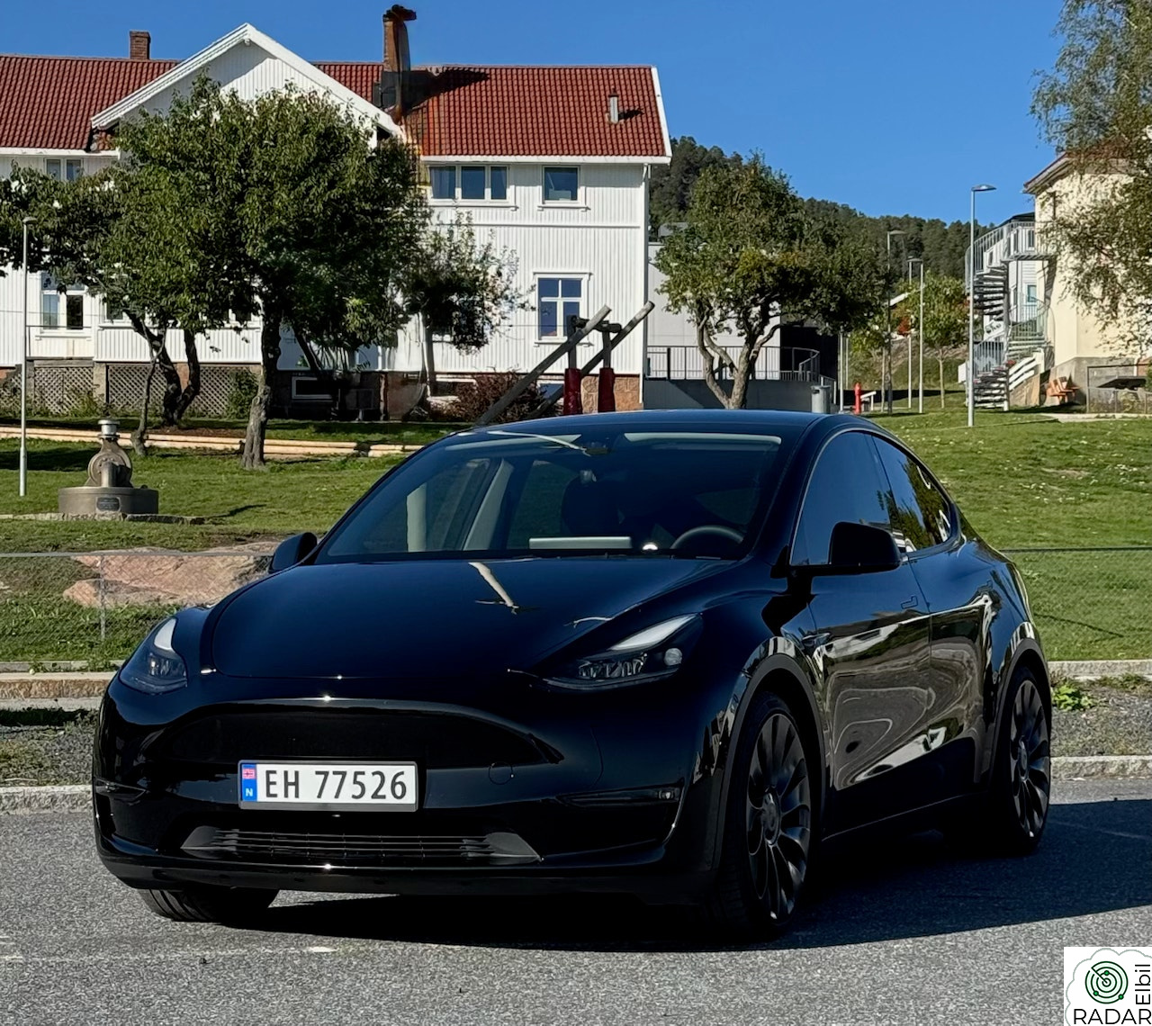 TESLA Model Y Performance AWD/Krok/Premium Lyd/21’’