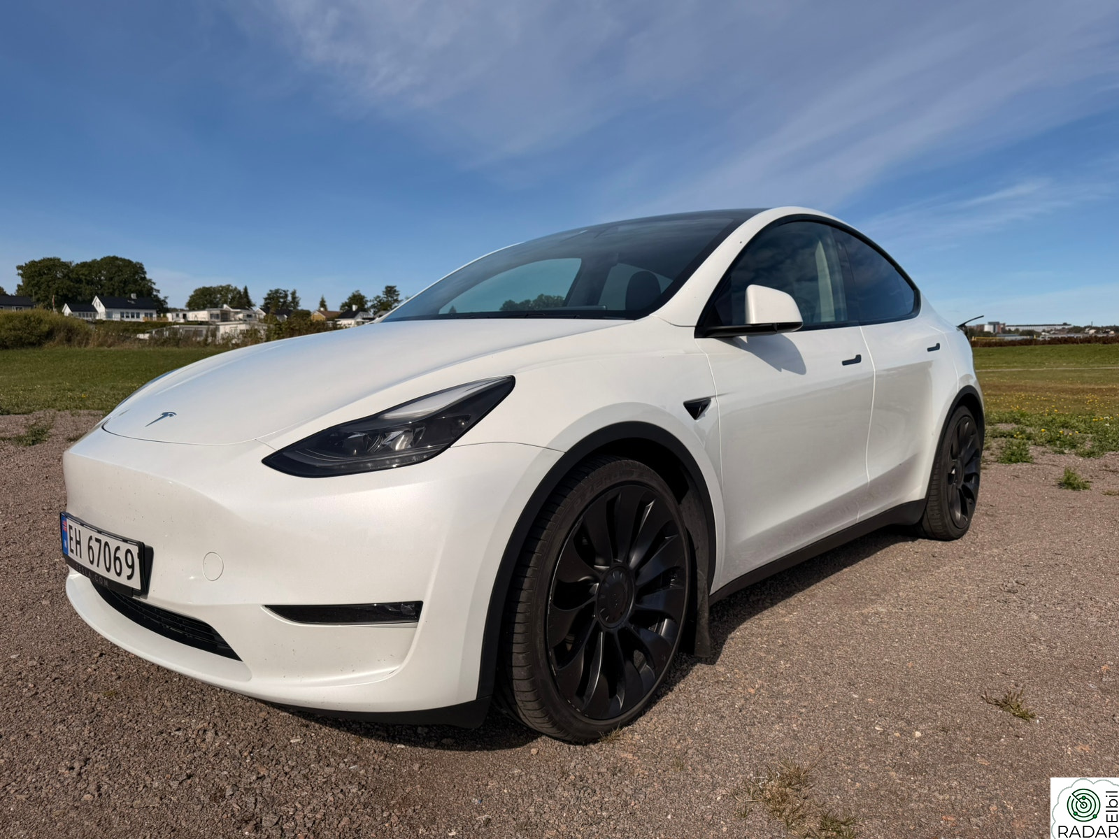TESLA Model Y Performance AWD