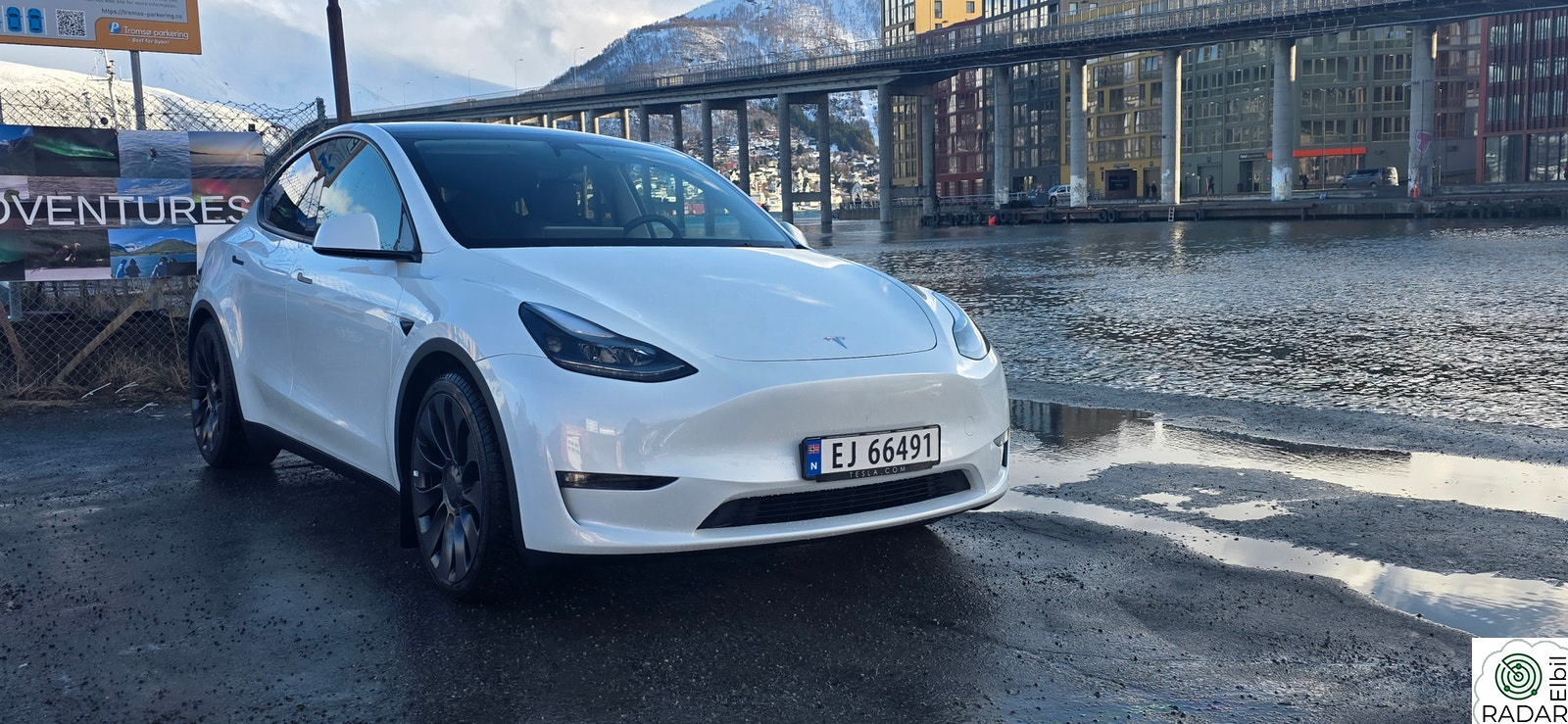 TESLA Model Y Performance AWD