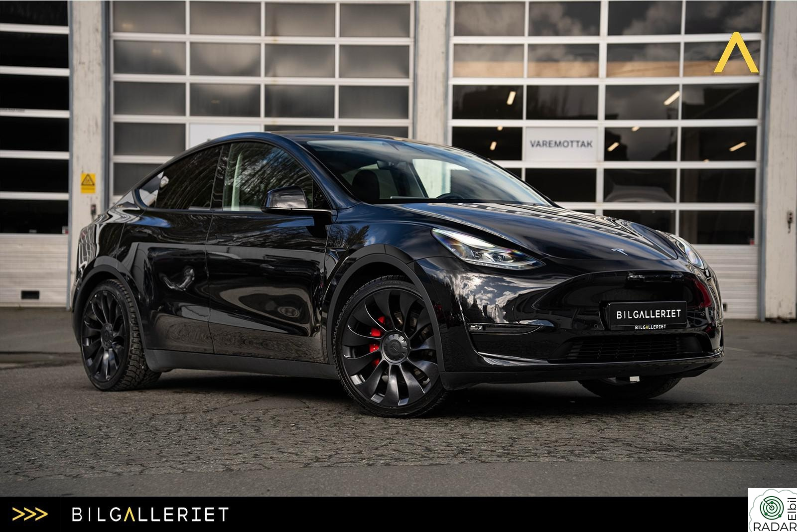 TESLA Model Y PERFORMANCE/AWD/21"/AUTOPILOT/TRACKMODE/MEMORY/PANO/DAB