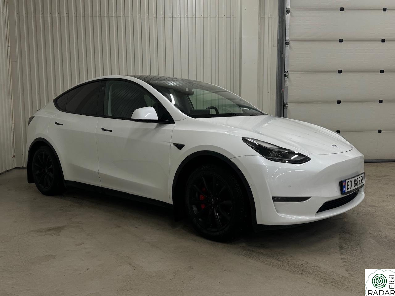 TESLA Model Y Performance Premium AWD Autopilot 360kamera Pano Krok+