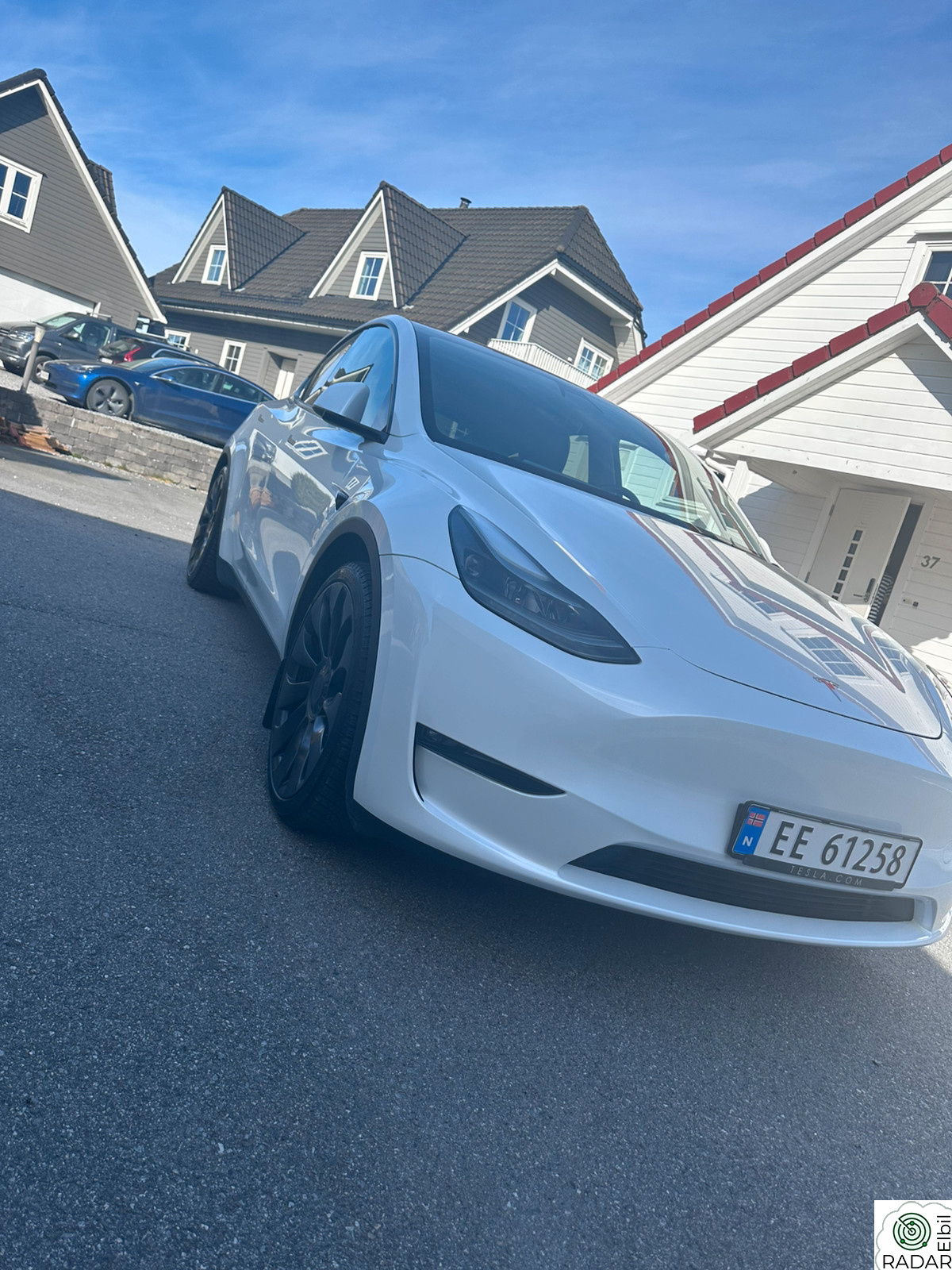 TESLA Model Y Performance AWD