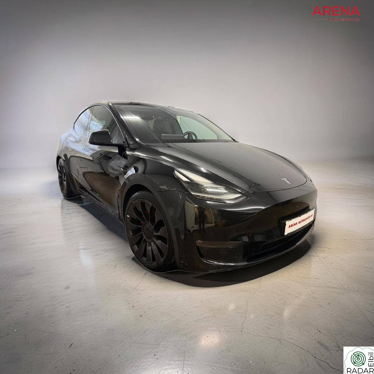 TESLA Model Y PERFORMANCE AWD/ EAP/Summon/Krok/21+21++