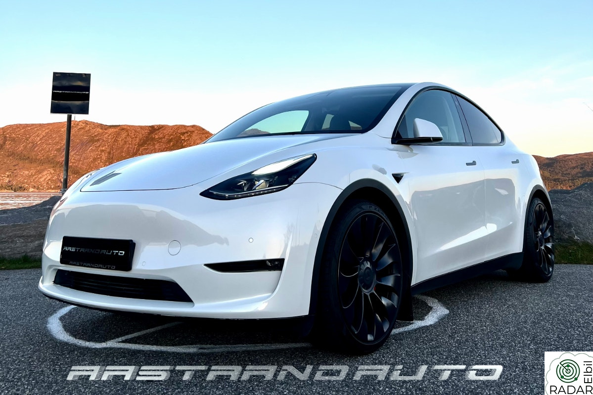 TESLA Model Y PERFORMANCE|PREMIUM|RYZEN|KROK|HIFI|SKINN|2x21"|KUPP