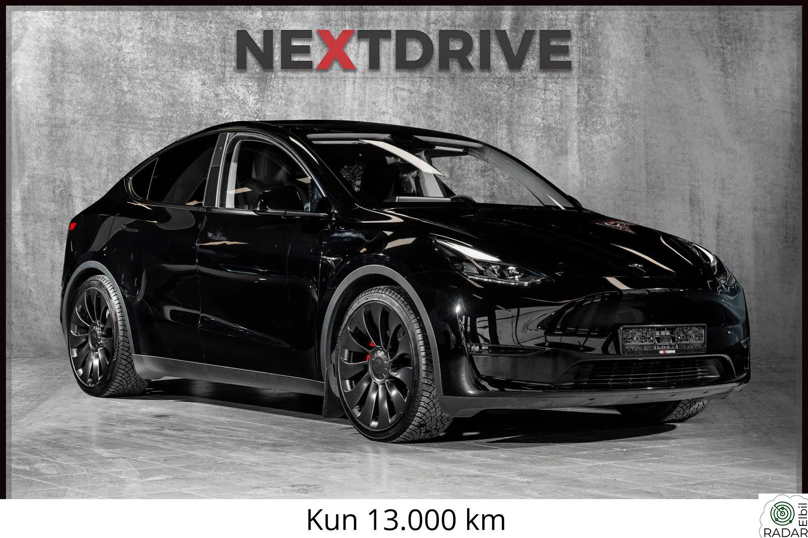 TESLA Model Y Performance - Lav kilometer - Berlinprodusert