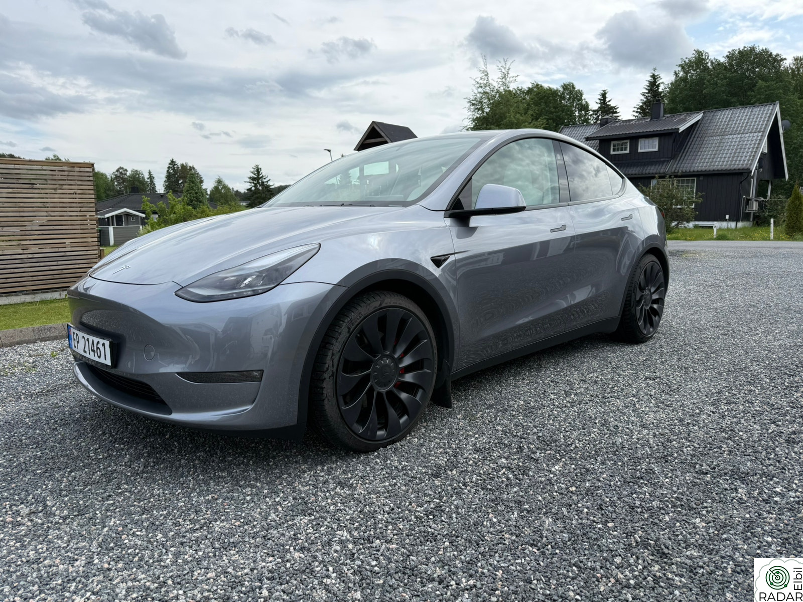 TESLA Model Y Performance AWD