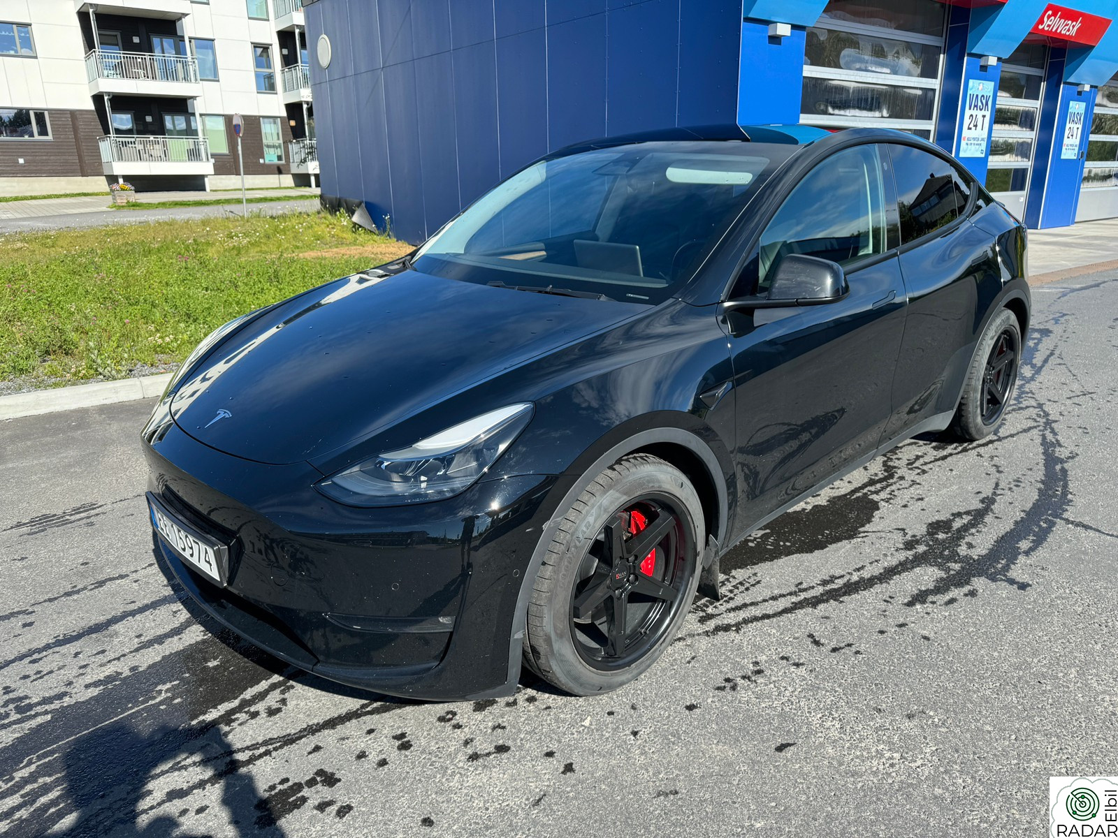 TESLA Model Y Performance AWD