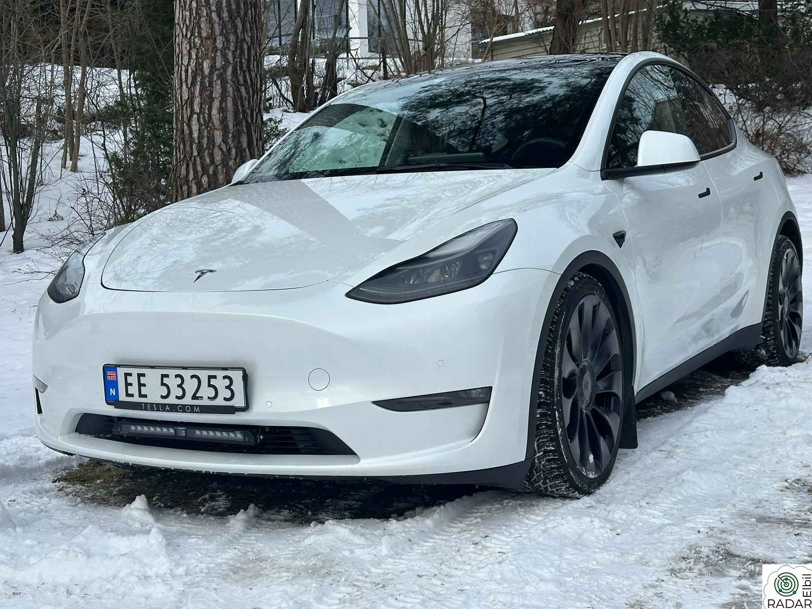 TESLA Model Y Performance AWD