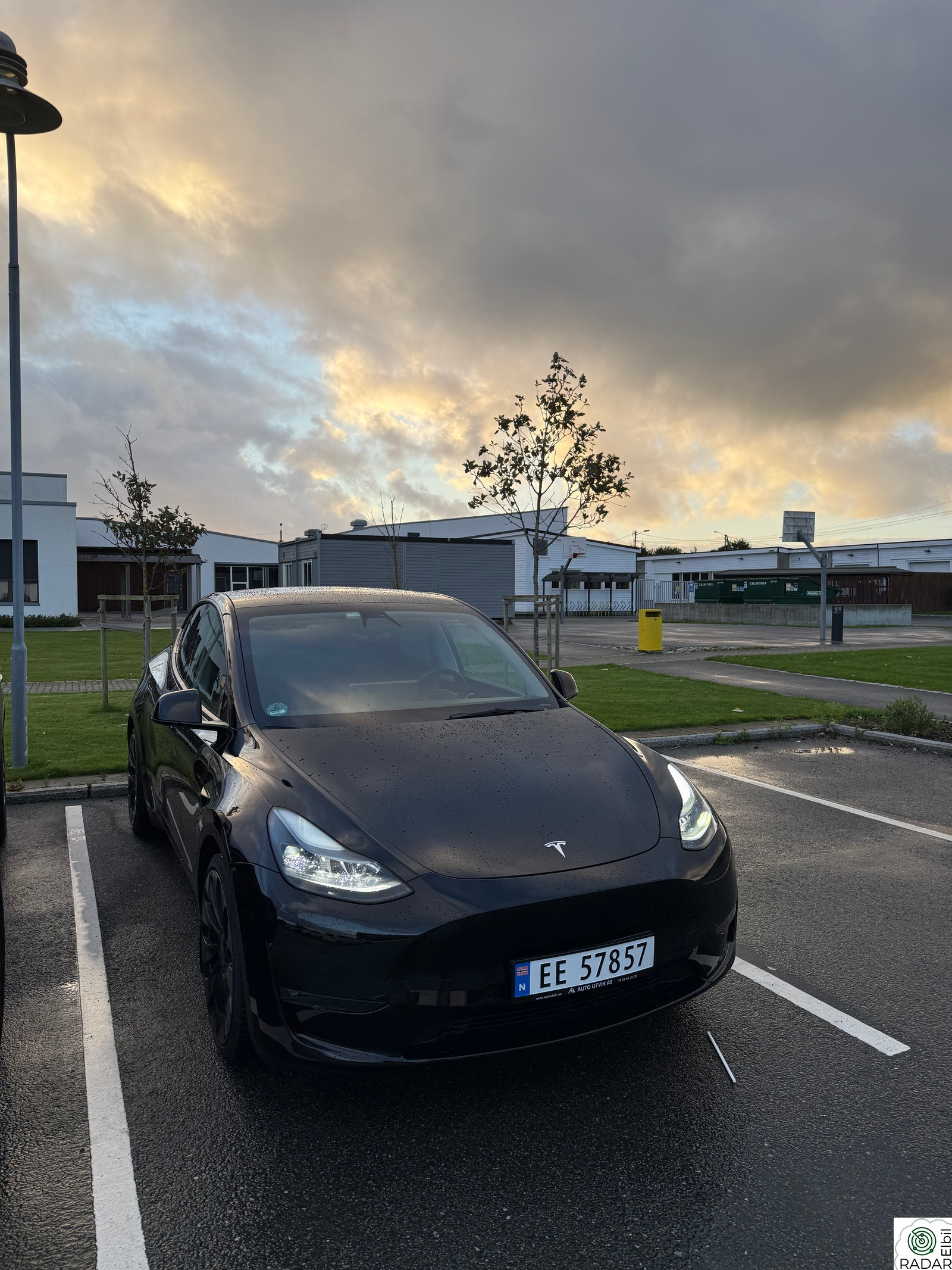 TESLA Model Y Performance AWD