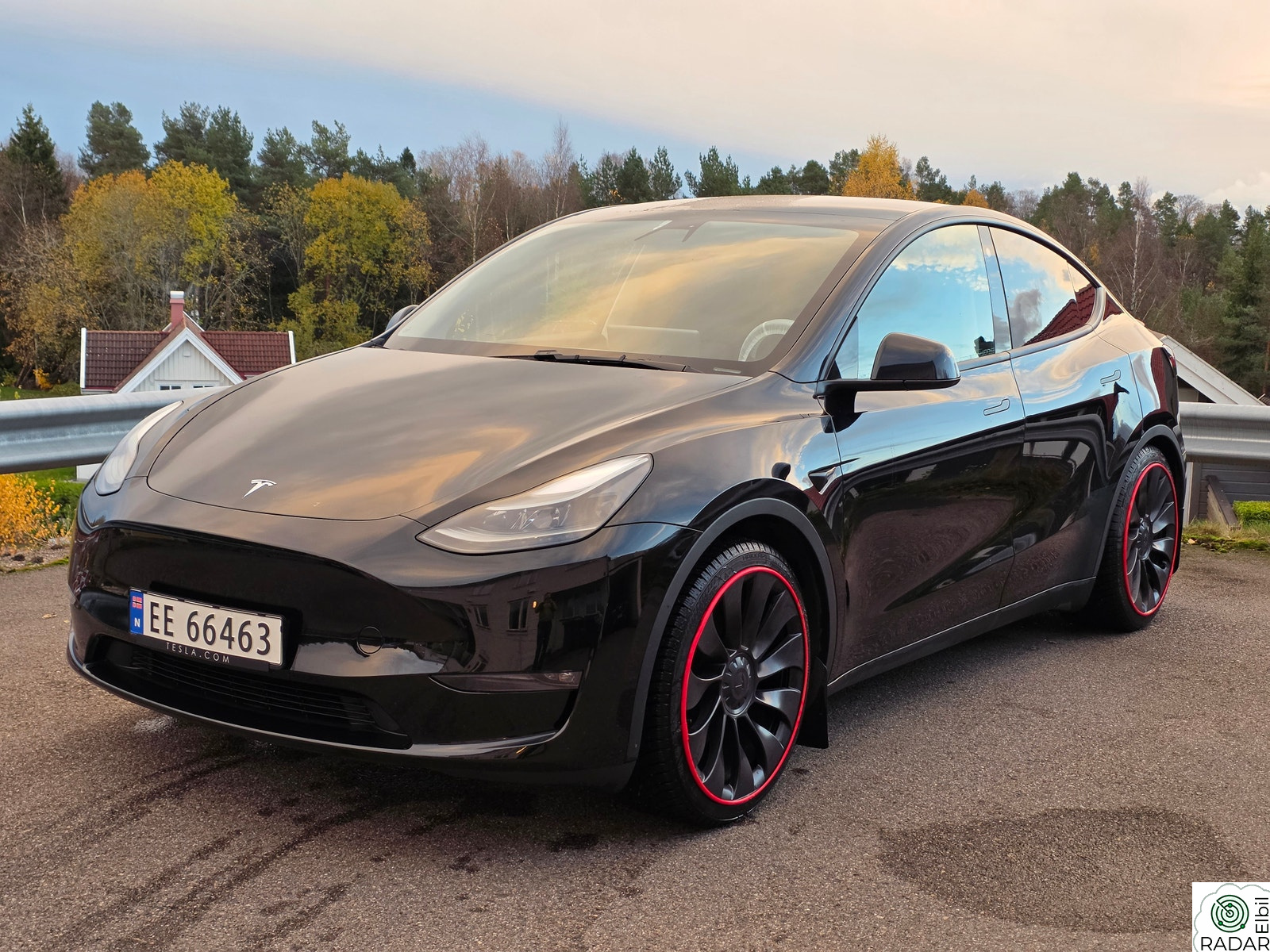 TESLA Model Y Performance AWD, 21’ Sommer/Vinter, lav km