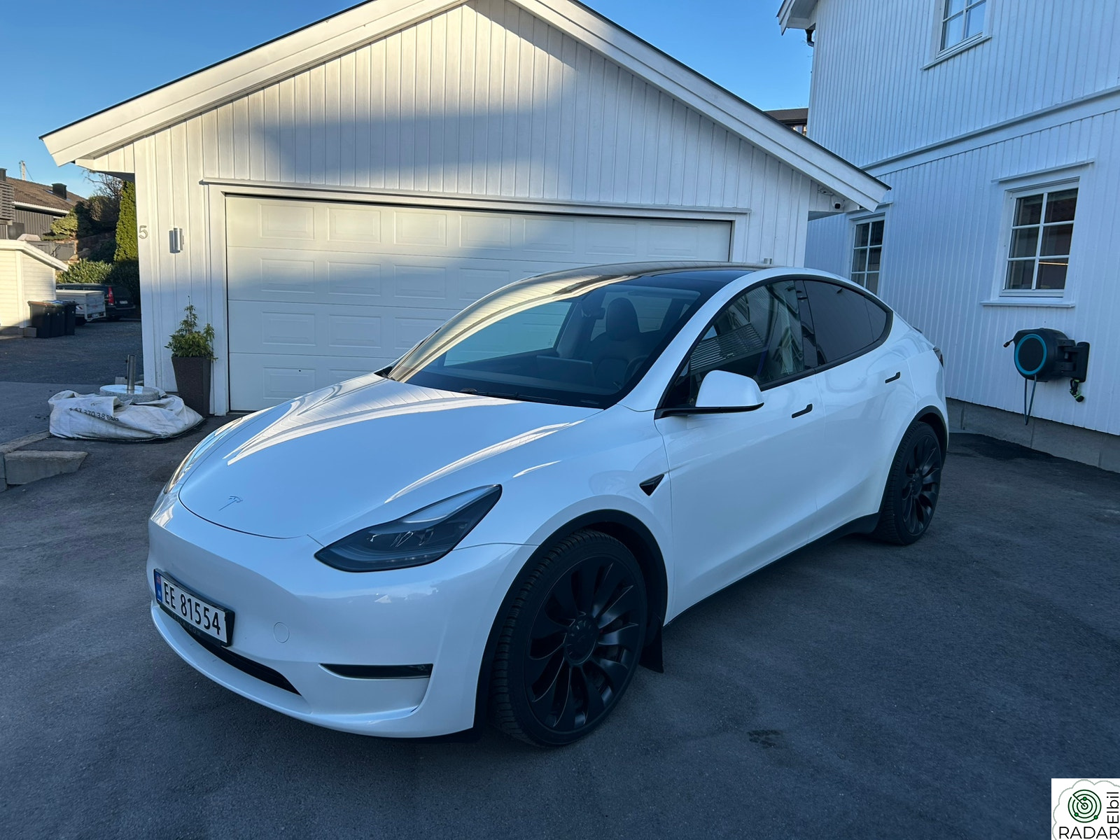 TESLA Model Y Performance AWD