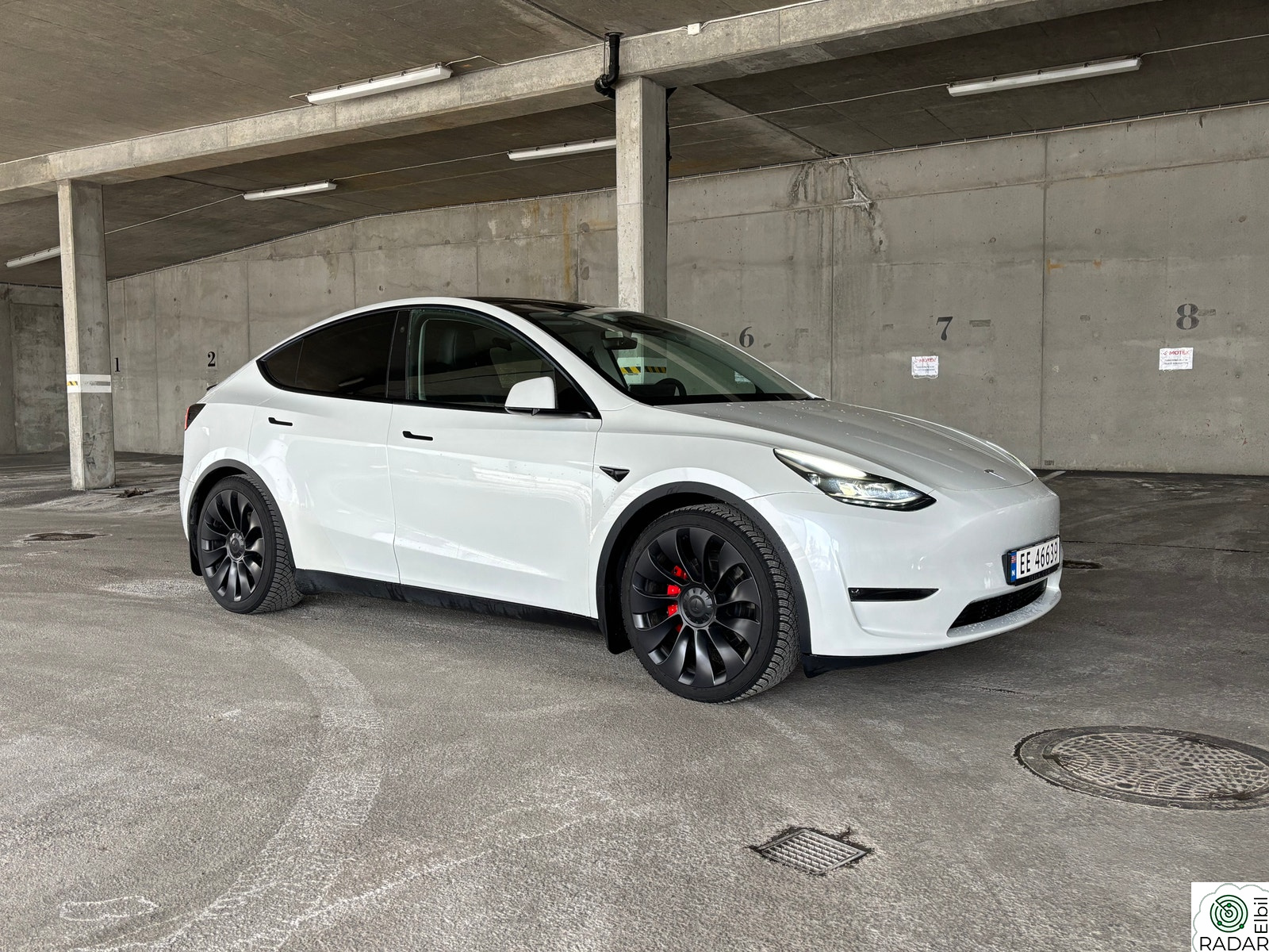 TESLA Model Y Performance AWD