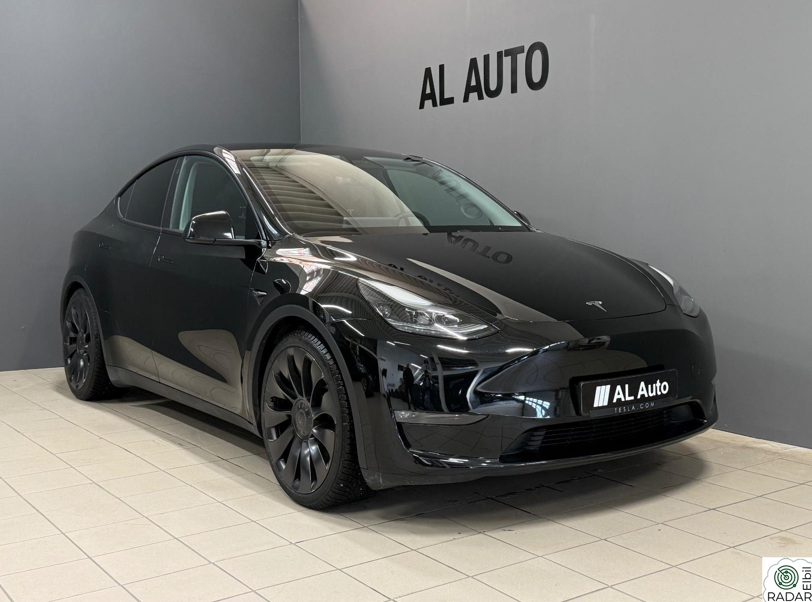 TESLA Model Y Performace Allblack/AWD/FSD/VINTERPK/KROK/21" S+V