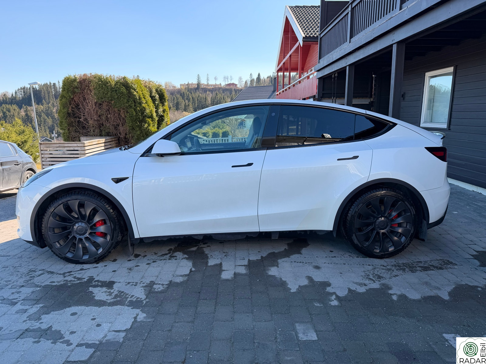 TESLA Model Y Performance AWD | 21+21 Uberturbine | Lav km | Krok