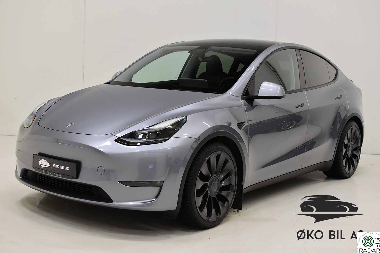 TESLA Model Y Performance AWD