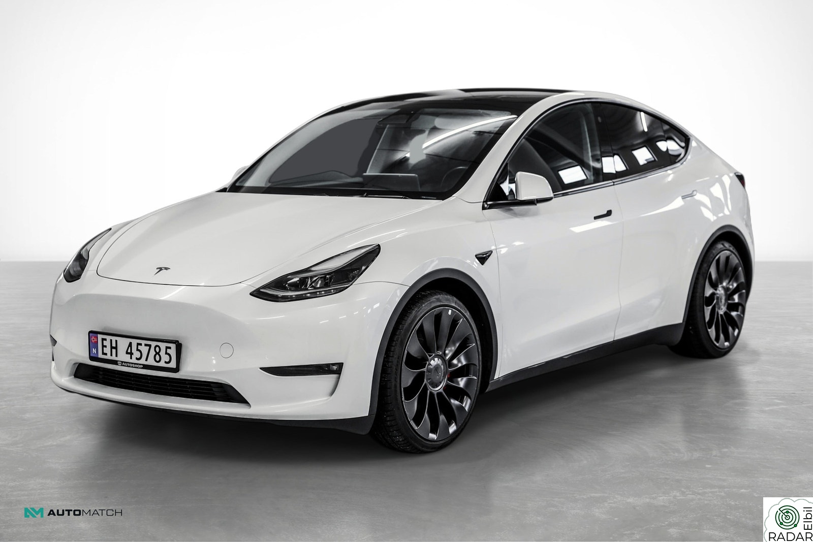 TESLA Model Y Performance AWD 534HK 4X4 514WLTP 21" PREMIUM PANO KROK