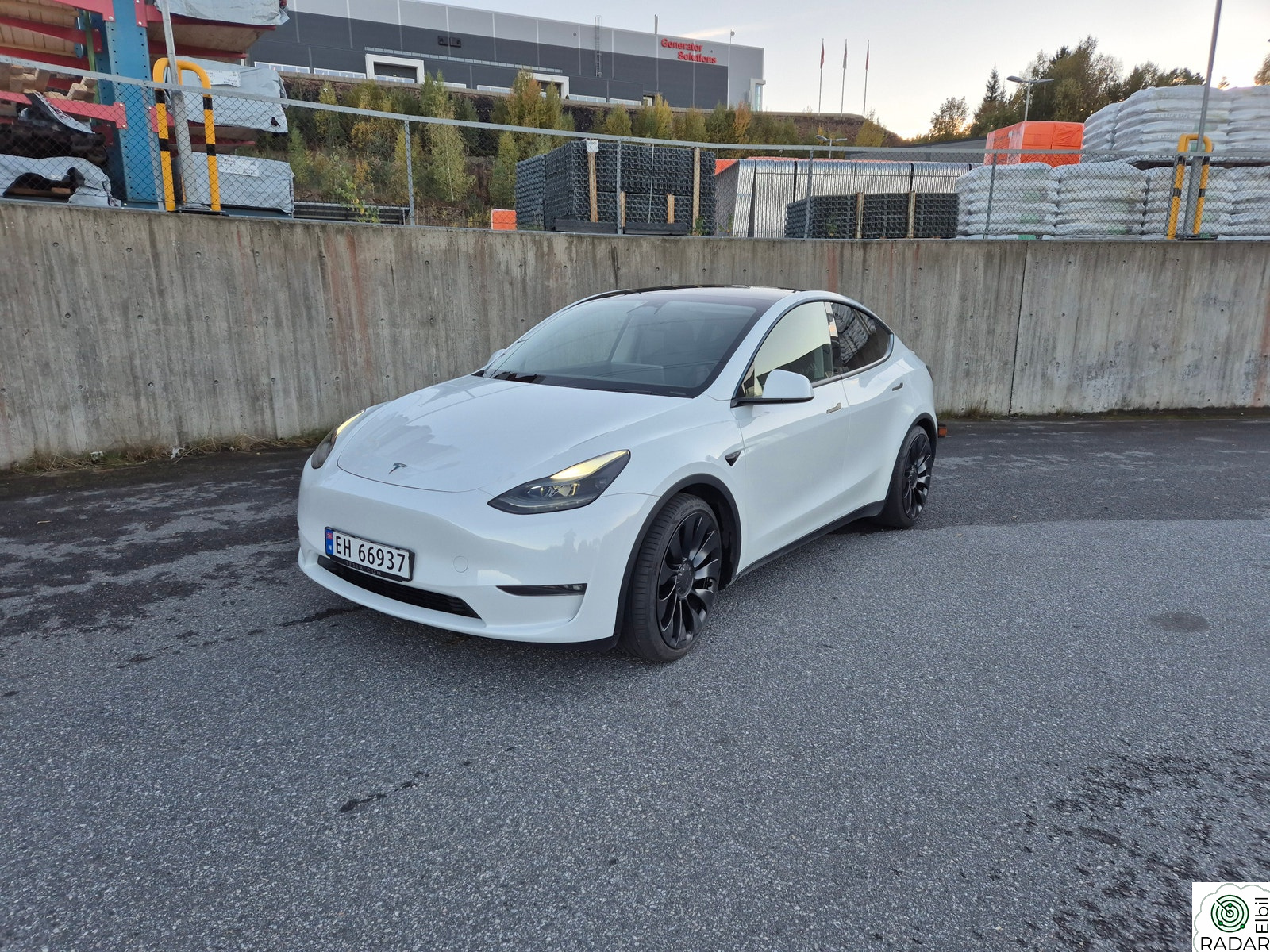 TESLA Model Y Performance AWD
