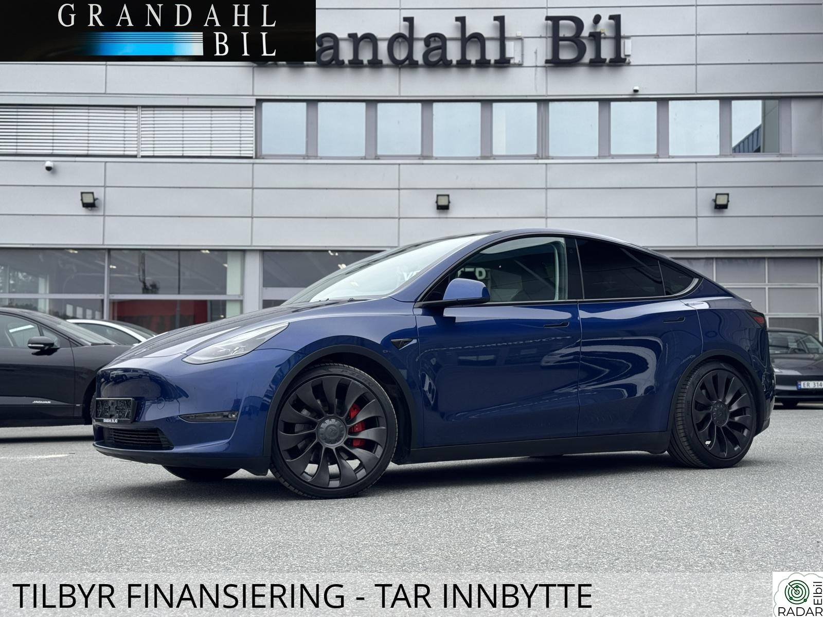 TESLA Model Y Performance AWD | Hengerfeste I Lav KM I Se farge!
