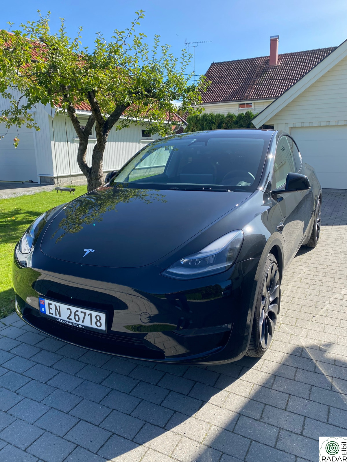 TESLA Model Y Performance AWD