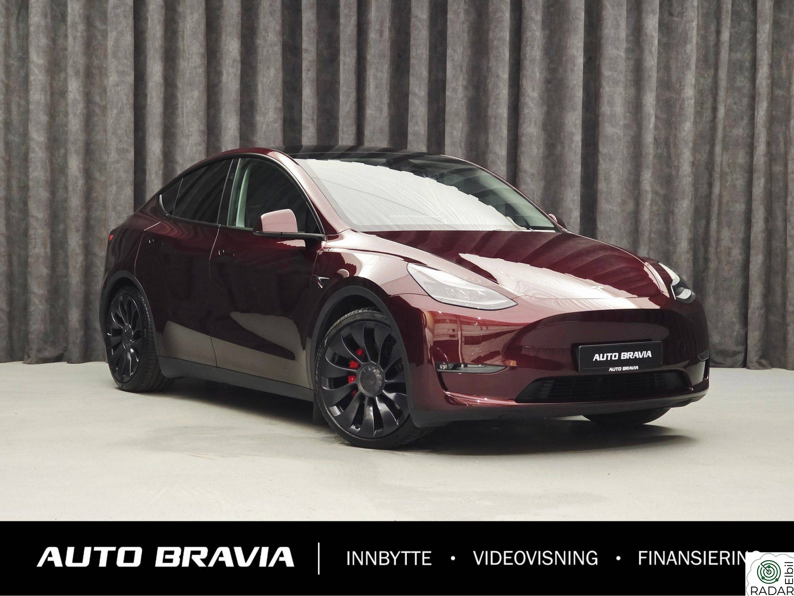 TESLA Model Y PERFORMANCE/535HK/DUAL MOTOR/KROK/514KM/AP/MATRIX/AMD++