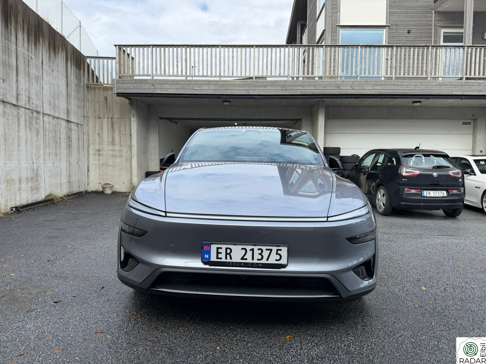 TESLA Model Y Performance AWD