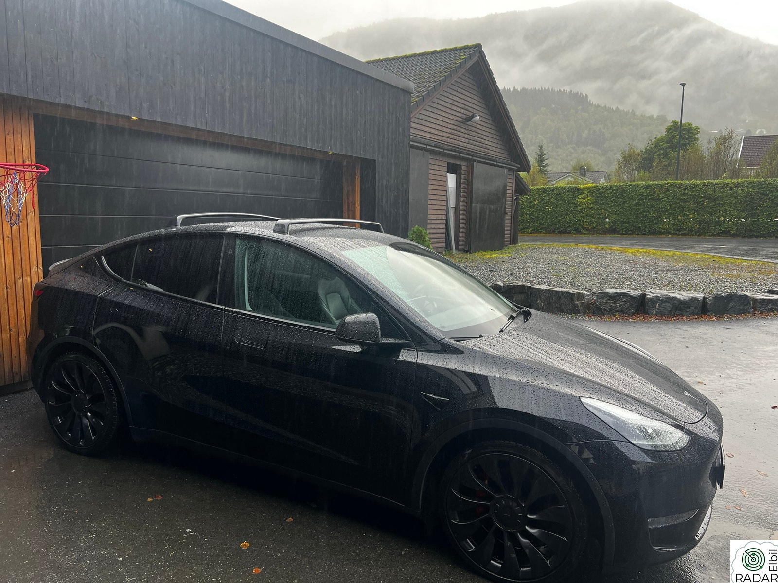 TESLA Model Y Performance AWD
