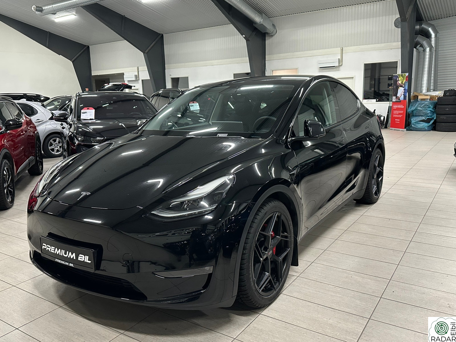 TESLA Model Y PERFORMANCE,AWD,AP ,PREMIUM,360KAM, 21"- 20"