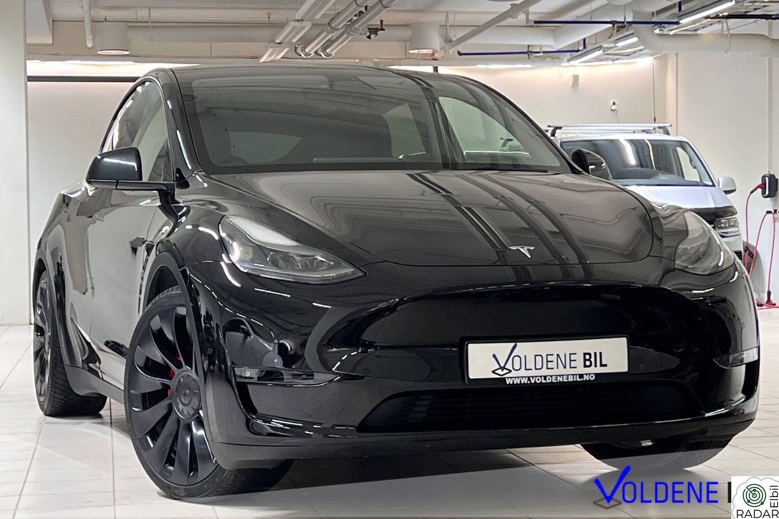 TESLA Model Y LR AWD PERFORMANCE//GLASSTAK-H.FESTE-PREMIUM LYD-AP-360